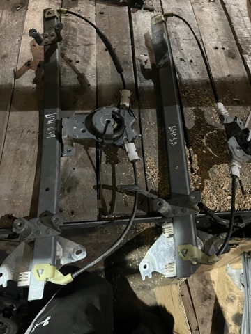 Механизм подъема стекол 807004X01A NISSAN