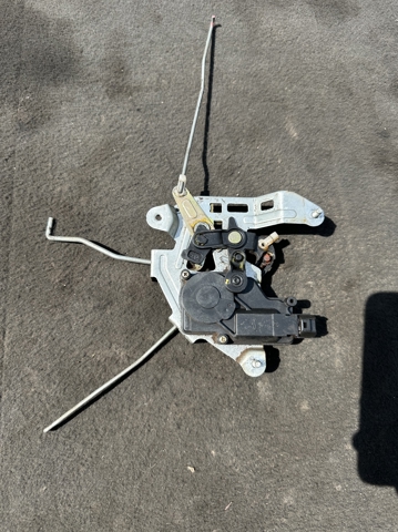 HYUNDAI 812901F020 Актуатор замка багажника в наличии Винница