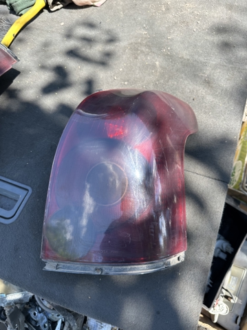 Правый стоп-сигнал 8155105180 TOYOTA