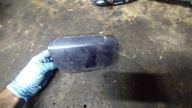 Лючок (дверца) бензобака 8200002160 RENAULT