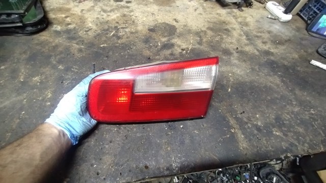 Фонарь задний правый, внутренний 8200002476 RENAULT