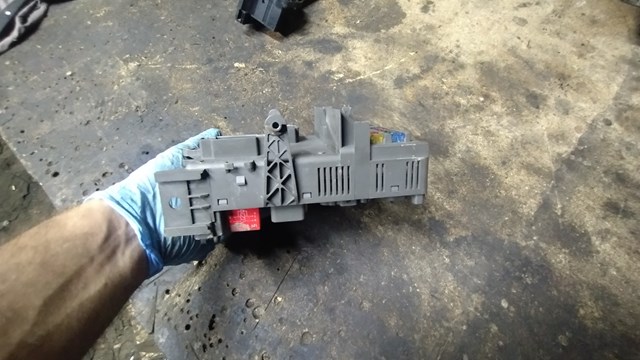 RENAULT 8200004201 в наличии Ровно
