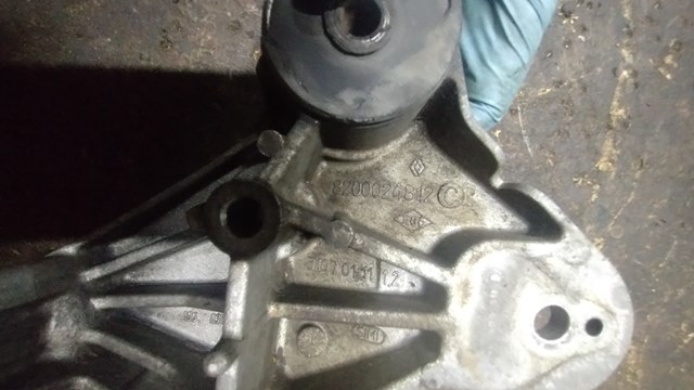 8200024812 RENAULT Подушка (опора) двигателя правая (сайлентблок) купить в Сумы