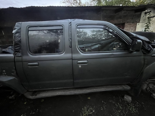 Дверь задняя в сборе 82100EB332 NISSAN