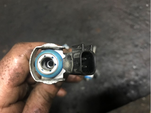 OPEL 821358 Форсунка впрыска топлива в наличии Чернигов