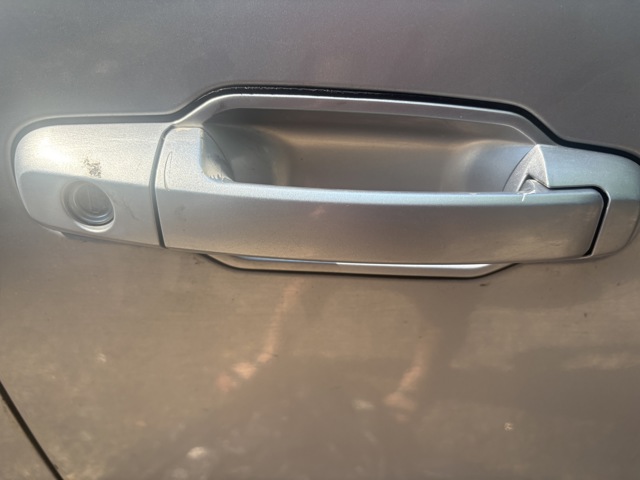 Ручка двери передней наружная правая 826603E040XX HYUNDAI