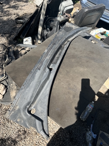 Водосток лобового стекла, жабо 861501F000 HYUNDAI