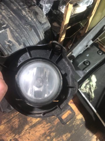 Фары противотуманные 89210094 NISSAN