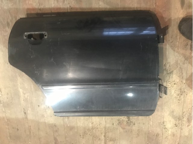 Дверь задняя, правая 8D0833052C VAG