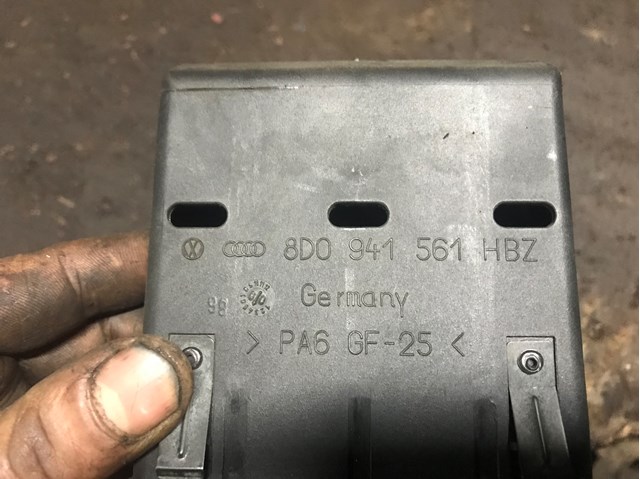 VAG 8D0941561 в наличии Житомир
