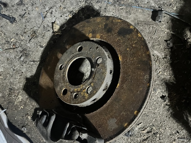 Диск тормозной передний 8E0615301R VAG