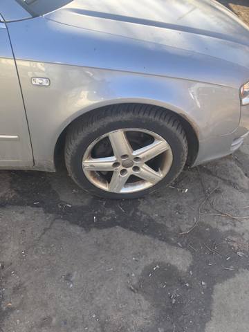 Переднее правое крыло 8E0821106F VAG