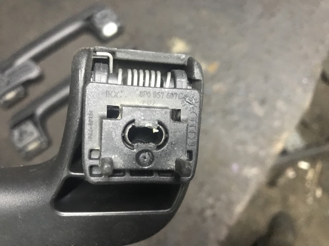 8P0857607C купить Полтава