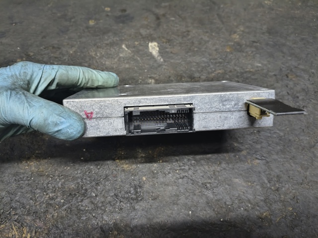 8P0862335M VAG Блок управление Bluetooth купить в Днепр