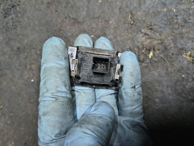 8V09074514PK VAG купить в Хмельницкий