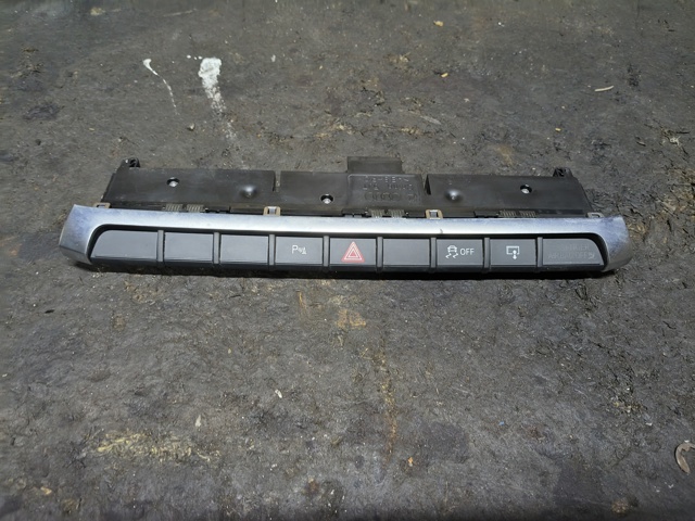 Блок кнопок центральной консоли 8V0925301AH VAG