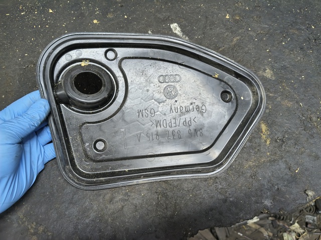 VAG 8V5837915A в наличии Харьков