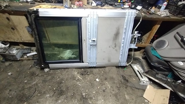 Крышка люка крыши 912108H311 NISSAN