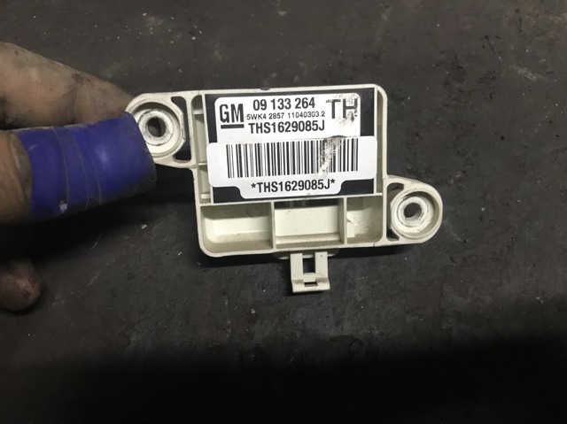 Датчик Айрбег передний 9133264 GM