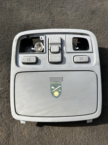 Плафон освещения кабины 928502E000LX HYUNDAI