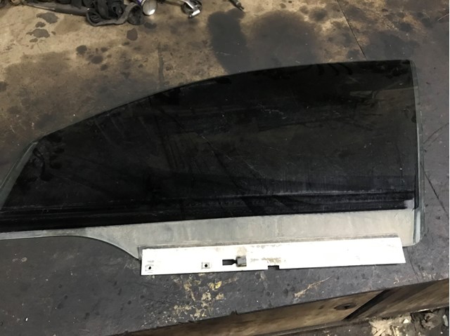 93183266 Стекло двери передней левой купить Ровно