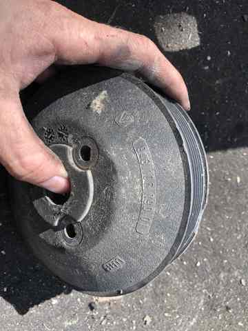 Шкив помпы водяного насоса 94810609001 PORSCHE