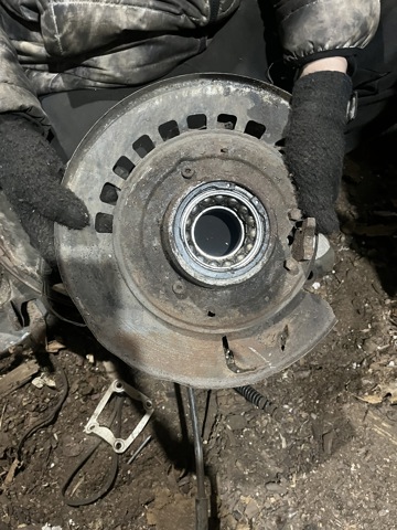 Щиток тормозного диска заднего левый 95535280120 PORSCHE