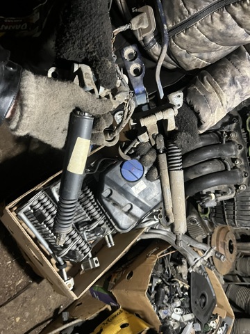 Амортизатор для багажника газовый 95551255006 PORSCHE