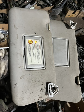 Козырек противосолнечный 964008H920 NISSAN