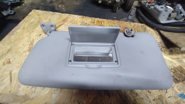 NISSAN 964018H900 Солнцезащитный козырек в наличии Одесса