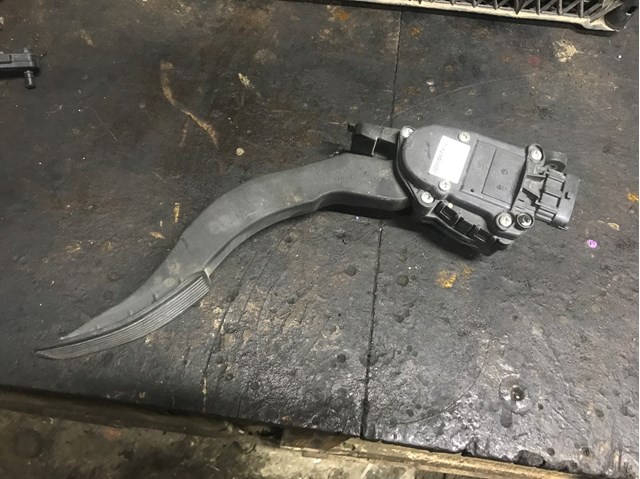 Педали газа 96408078 GM