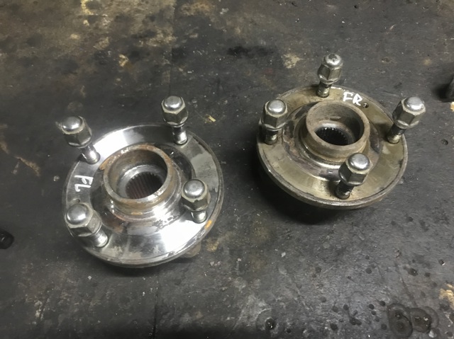 Ступица (передняя) Шевроле Эванда