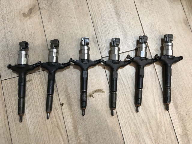Форсунка дизельная в сборе 97239161 OPEL