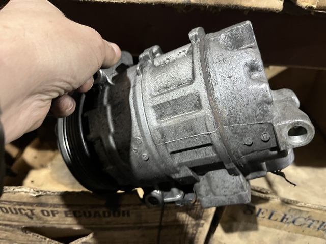 A0002306811 MERCEDES Компрессор кондиционера купить в Павлоград