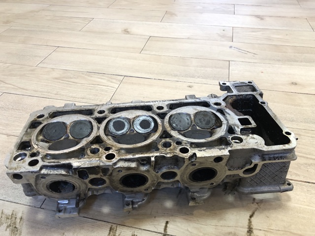 A1120101520 Головка блока цилиндров (ГБЦ) правая купить Запорожье