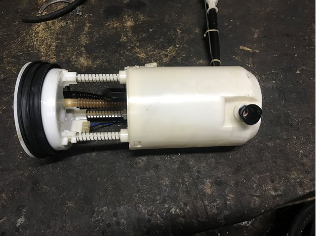 Насос погружной в баке A1634700294 MERCEDES