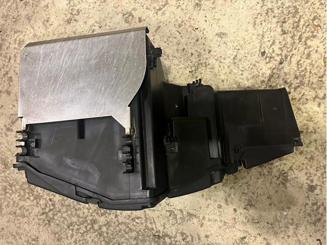 A1635400224 MERCEDES Корпус блока предохранителей купить в Хмельницкий