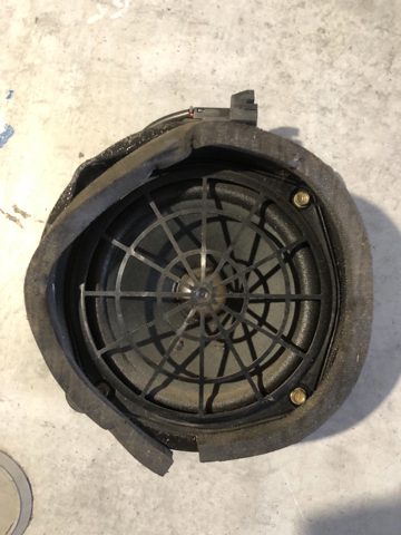 Динамик задней двери A1638200702 MERCEDES