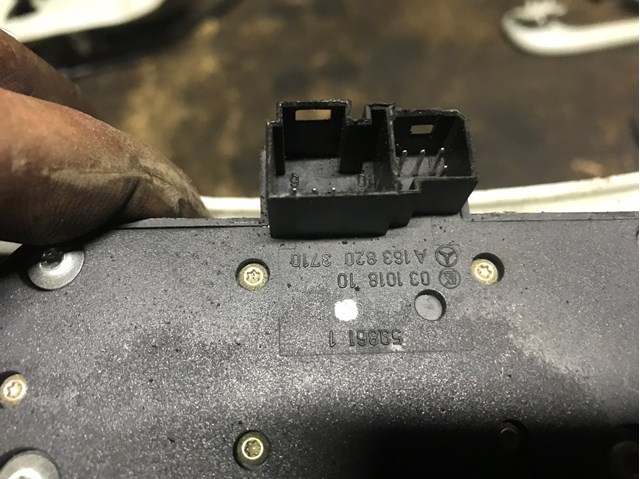 MERCEDES A1638203710 в наличии Одесса