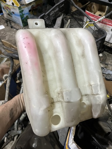 AWR4763 LAND ROVER Бачок омывателя купить в Павлоград