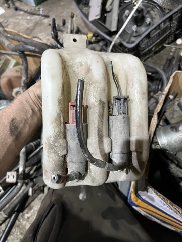 Бачок омывайки AWR4763 LAND ROVER