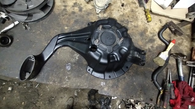 LAND ROVER BHU490010 Кронштейн запасного колеса в наличии Хмельницкий