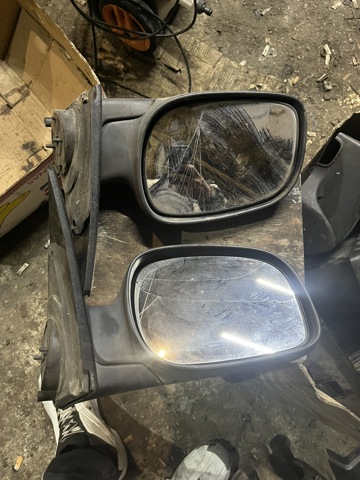 Боковое зеркало заднего вида в сборе CRB501060PMD LAND ROVER