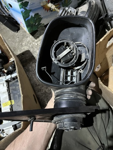 Наружное зеркало правое CRB501070PMD LAND ROVER
