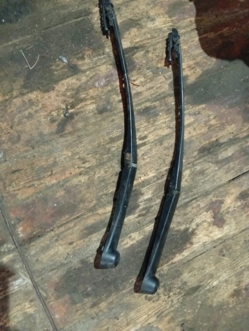 Поводок дворника DKB000200PMD LAND ROVER