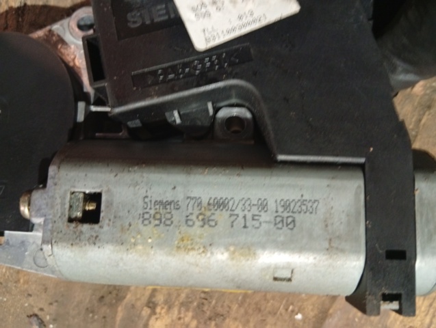 EGQ000010 LAND ROVER Мотор привода люка купить в Николаев