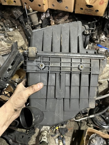 Корпус воздушного фильтра ESR4102 LAND ROVER