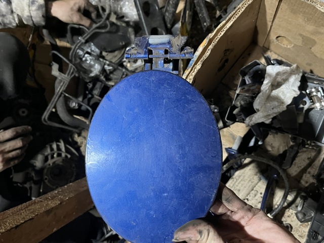 Лючок топливного бака G21B42410C MAZDA