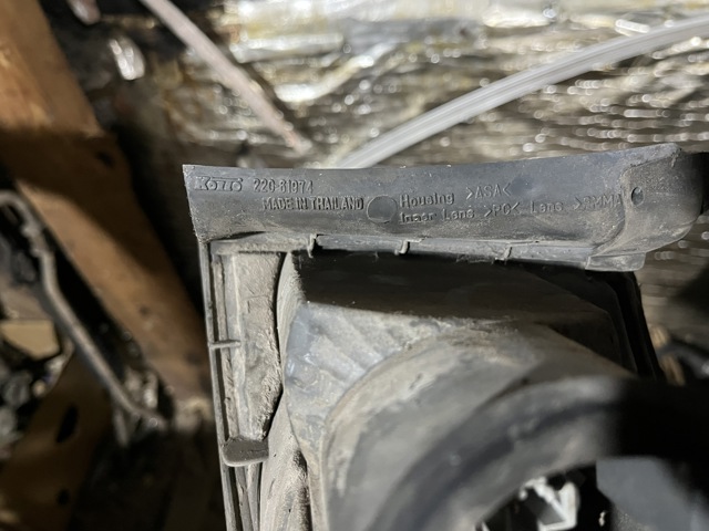 G21B51160B MAZDA Фонарь задний левый купить в Хмельницкий