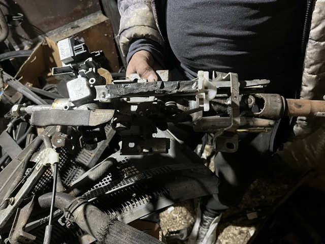 Колонка рулевого управления GJ6A32100C MAZDA